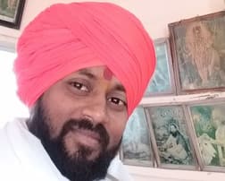 महाराज भागवत कथा सांगायला आले अन् गावातल्या विवाहितेला घेऊन पळाले