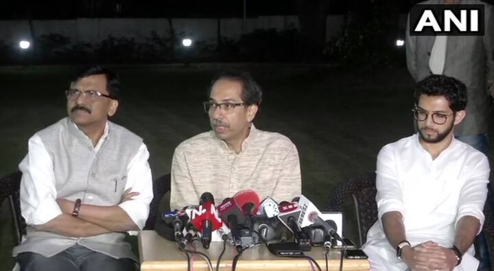 मोदींच्या भेटीनंतर त्यांनी पत्रकार परिषद घेतली. 