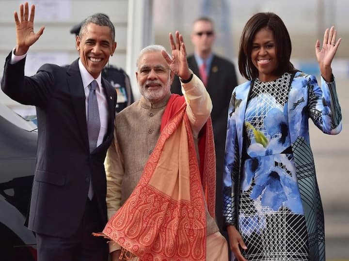 अमेरिकेचे राष्ट्राध्यक्ष डोनाल्ड ट्रम्प सहकुटुंब भारत दौऱ्यावर येत आहे. हा दौरा अनेक अर्थांनी ऐतिहासिक ठरणार आहे. याआधीदेखील अमेरिकेच्या अनेक राष्ट्राध्यक्षांनी भारत दौरा केला आहे. बराक ओबामा डोनाल्ड ट्रम्प यांच्या आधी भारत दोऱ्यावर आले होते. 2005 मध्ये ओबामा यांनी दुसऱ्यांदा भारत दौरा केला 