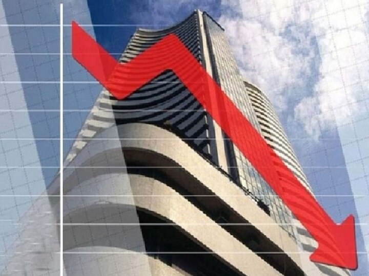 Sensex Crash sensex plunges 470 points nifty below डोनाल्ड ट्रम्प यांच्या भारत दौऱ्याआधी सेन्सेक्समध्ये मोठी घसरण