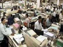 जनतेचे हेलपाटे वाढणार, पाच दिवसांच्या आठवड्यामुळे सरकारी कर्मचाऱ्यांना 167 दिवस सुट्ट्या