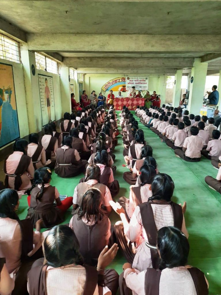 दहावी परीक्षेआधी वाशिममधील शाळेतील विद्यार्थ्यांना आत्महत्या न करण्याची शपथ