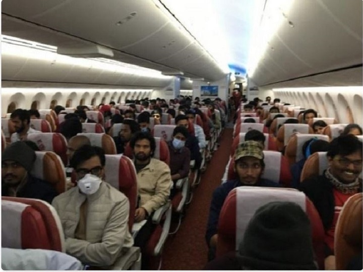 234 Indians stranded in Iran have arrived in India coronavirus इराणमधल्या अडकलेले 234 भारतीय मायदेशी परतले
