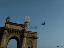 Coronavirus : 'गेट वे ऑफ इंडियावर' बोलता ड्रोन, जनजागृतीसाठी मुंबई पोलिसांचा स्तुत्य उपक्रम