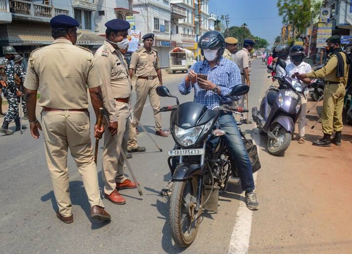 गुजरातमध्ये 151 लोकांविरोधात गुन्हे दाखल करण्यात आले आहेत. 