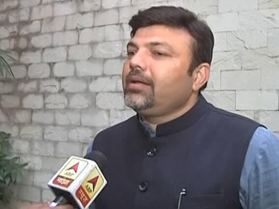 कोरोना व्हायरसपासून दूर राहण्यासाठी डॉ. आशिष देशमुख यांचा बेसनाचा बेत कोरोना व्हायरसपासून दूर राहण्यासाठी डॉ. आशिष देशमुख यांचा बेसनाचा बेत