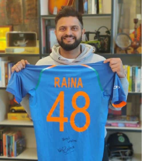 कोरोना व्हायरसने भारतात हैदोस घातला आहे. अशातच देशातील जनतेची मदत करण्यासाठी बॉलिवूडकरांननंतर आता क्रिकेटर्सही पुढे आले आहेत. भारतीय खेळाडू सुरेश रैनाने या पार्श्वभूमीवर पीएम फंड केअरसाठी 52 लाख रूपये देण्याचा निर्णय घेतला आहे. (Photo credit - Instagram)