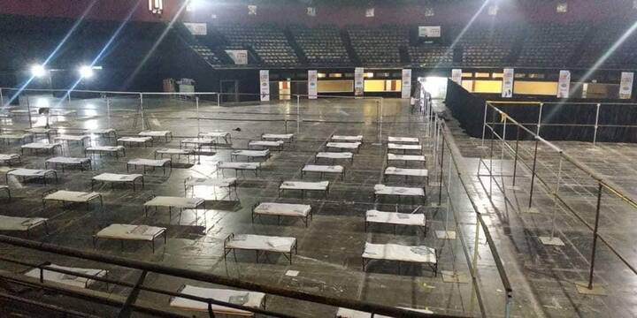 खबरदारीचा उपाय म्हणून महानगरपालिकेच्या वतीने NSCI Dome, वरळी येथे 500 कोरोना संशयितांना क्वॉरन्टाईन करण्याची व्यवस्था करण्यात आली आहे. 