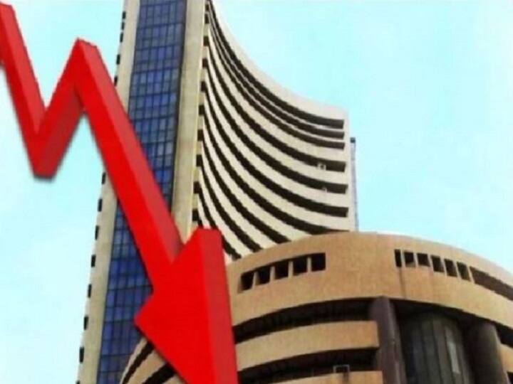 Stock Market मध्ये पडझड; सेन्सेक्समध्ये 800 तर निफ्टीत 231 अंकानी घसरण Stock Market Shown Bigg Decline, Sensex Dip More Than 800 Points nifty slips Stock Market मध्ये पडझड; सेन्सेक्समध्ये 800 तर निफ्टीत 231 अंकानी घसरण