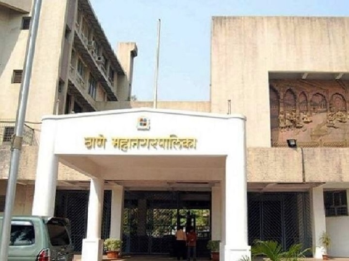 Two hospitals fined around Rs 16 lakh for admitting patients without any reason in thane ठाणे महापालिकेचा दोन खासगी रुग्णालयांना दणका, जवळपास 16 लाख रुपये दंडाची कारवाई