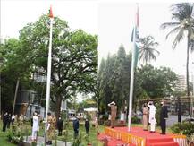 PHOTO | राज्यभरात सोशल डिस्टन्सिंग पाळून साधेपणाने महाराष्ट्र दिन साजरा