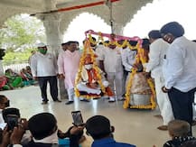 नवनिर्वाचित आमदार गोपीचंद पडळकरांकडून सोशल डिस्टन्सिंगचं उल्लंघन, स्वागत समारंभाला उपस्थिती