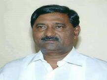 चेंबूरमध्ये माजी मंत्र्यांच्या स्वागत कार्यक्रमात फिजिकल डिस्टन्सिंगचा फज्जा