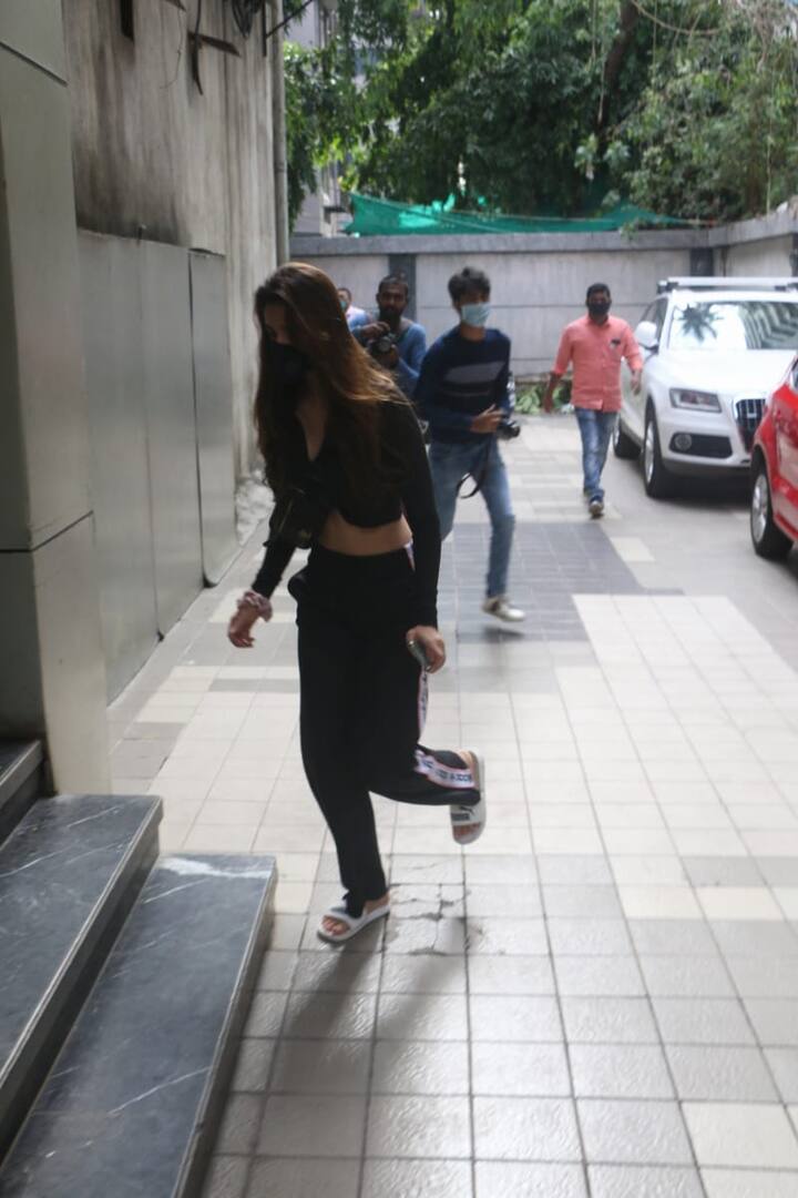 वर्क फ्रंट की बात करें तो दिशा आखिरी बार फिल्म मलंग में दिखाई दी थीं. (Photo Credit: Manav Manglani)