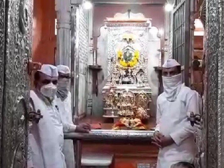 एरवी हजारो वारकऱ्यांच्या उपस्थितीत,भानुदास एकनाथ गजरामध्ये पालखी सोहळा मोठ्या उत्साहात साजरा करण्यात येतो. 