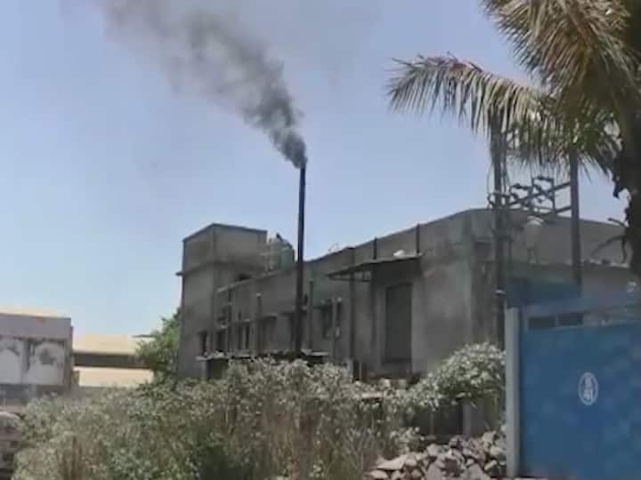 Ambarnath MIDC Labour crisis MNS demands to hire Marathi workers अंबरनाथ एमआयडीसीत कामगारांचा तुटवडा, महिन्याला 2100 कोटींचा आर्थिक फटका