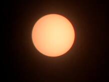 Solar Eclipse 2020 | देशाच्या वेगवेगळ्या भागात दिसलं सूर्यग्रहण, पाहा सूर्यग्रहणाची मनमोहक दृश्यं