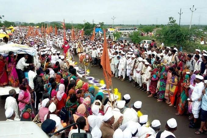 आठवणीतील वारी...वारीच्या आठवणी... | आज माऊलींच्या पालखीचे पाहिले उभे रिंगण पार पडले असते!