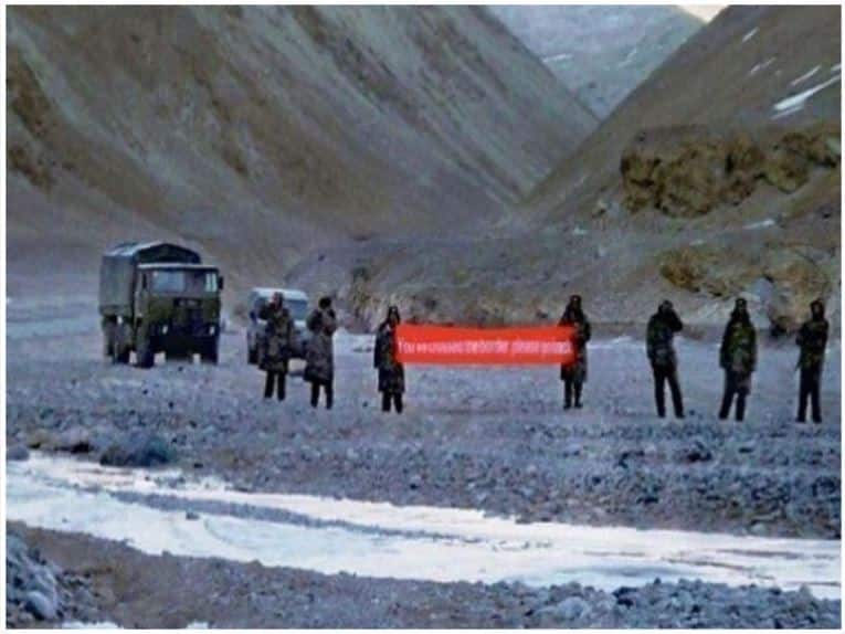 Three divisions of the Indian Army for Ladakh भारतीय सैन्याच्या तीन डिव्हिजन लडाखकडे