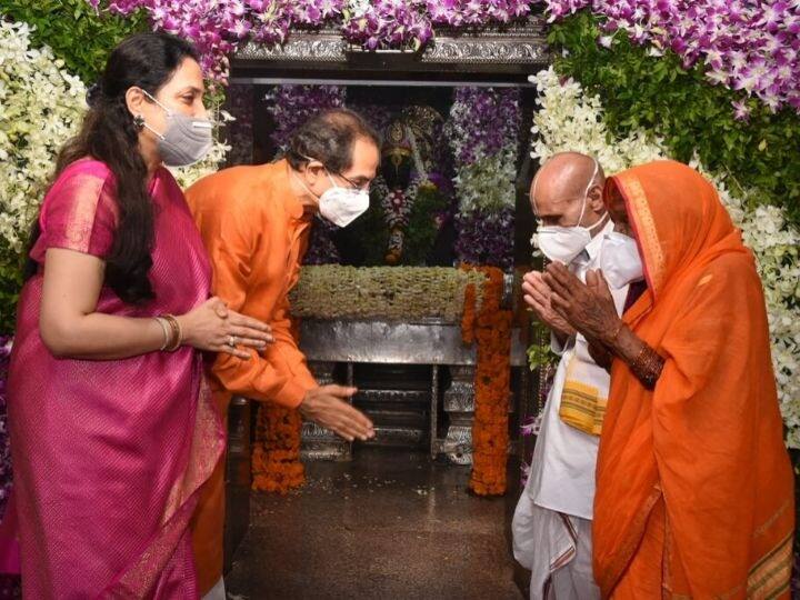 मंदिरात विणेकरी म्हणून सेवा बजावणाऱ्या विठ्ठल बडे यांना यंदा मुख्यमंत्र्यांसोबत महापूजेचा मान!