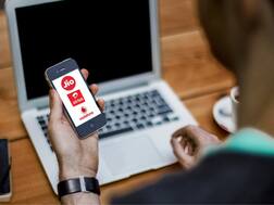 वर्क फ्रॉम होम करणाऱ्यांसाठी बेस्ट Pre-Paid रिचार्ज प्लान्स!