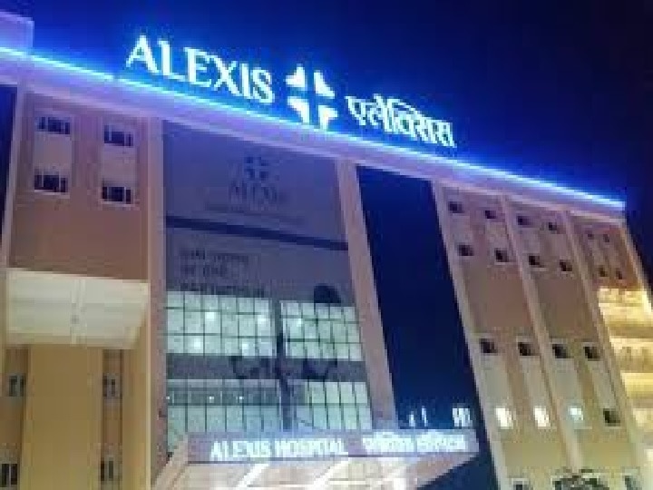 Doctor threatened by six people at Alexis Hospital in Nagpur Alexis Hospital | नागपुरातील एलेक्सिस रुग्णालयात गोंधळ घालत टोळक्याची डॉक्टरला जीवे मारण्याची धमकी