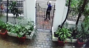 Rajgruha vandalism | राजगृहाची तोडफोड करणारा व्यक्ती सीसीटीव्हीत कैद; पोलिसांकडून शोध सुरू