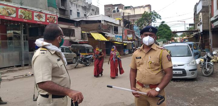 रोनाच्या वाढत्या प्रादुर्भावामुळे कालपासून ते 18 जुलैपर्यंत औरंगाबाद शहरात कडक संचारबंदी आहे. 