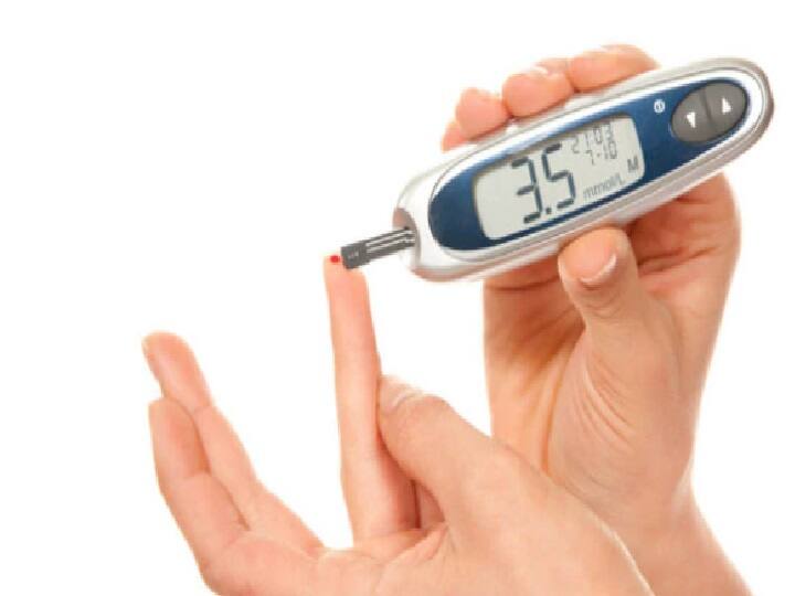 Diabetic foot ulcers know the reason increase risk मधुमेही आहात? पायाच्या जखमेकडे दुर्लक्ष करू नका, असू शकते 'ही' गंभीर समस्या