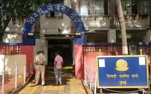 Customs goods worth Rs 90 lakh stolen in Mumbai, 7 accused arrested मुंबईत लॉकडाऊनमध्ये कस्टमचा 90 लाखांचा माल लंपास, 7 आरोपींना अटक