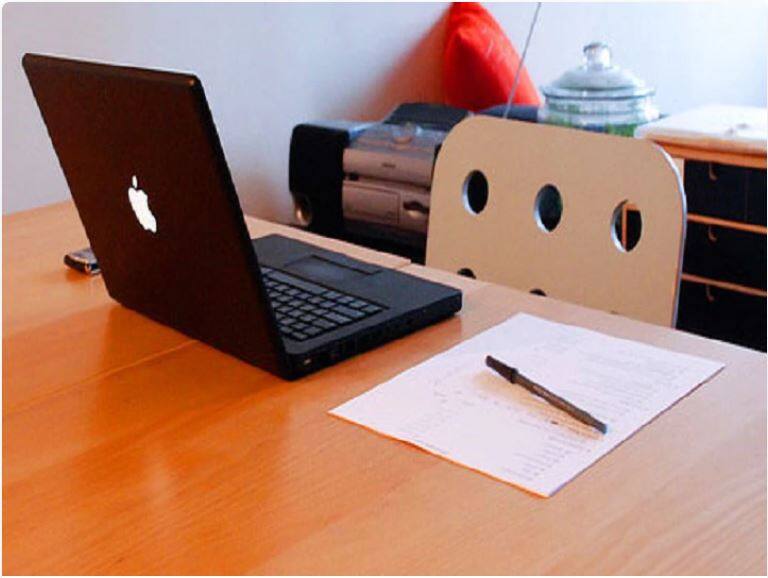 hrd ministry releases guidelines for school online classes ऑनलाईन शिक्षण कसे दिले जावे? केंद्रीय मनुष्यबळ विकास मंत्रालयाकडून डिजिटल शिक्षणासंबंधी गाईडलाइन्स जारी