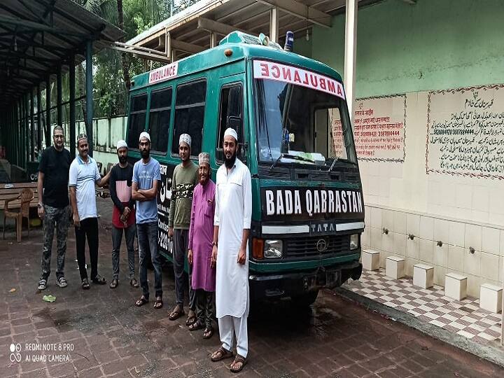 seven muslims help for the funeral of 800 corpses infected with corona मुस्लिम बांधवांचा कौतुकास्पद उपक्रम, कोरोनाबाधित 800 मृतदेहांवर अंतिम संस्कारासाठी मदत