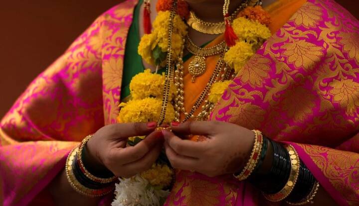 'रात्रीस खेळ चाले' या मालिकेच्या दुसऱ्या पर्वात या दोन पात्रांना तुफान लोकप्रियता मिळाली आहे. 