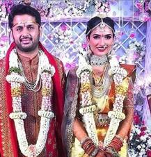 कोरोनाच्या प्रादुर्भावात दाक्षिणात्य सुपरस्टार नितिननं बांधली लग्नगाठ; फोटो व्हायरल