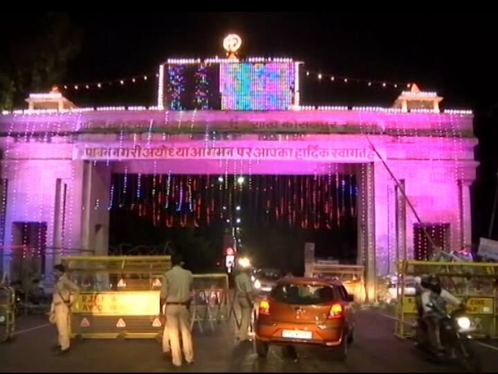 या सोहळ्याला देशाचे पंतप्रधान नरेंद्र मोदी उपस्थित राहणार आहे. त्यामुळे येथील सुरक्षाव्यवस्था कडक करण्यात आली आहे. (फोटो : एएनआय)