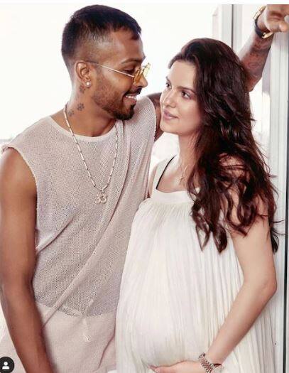 गेल्या अनेक दिवसांपासून हार्दिक पंड्या आणि नताशा स्टॅन्कोव्हिच याबाबत आपल्या चाहत्यांना वेळोवेळी माहिती देत होते. 