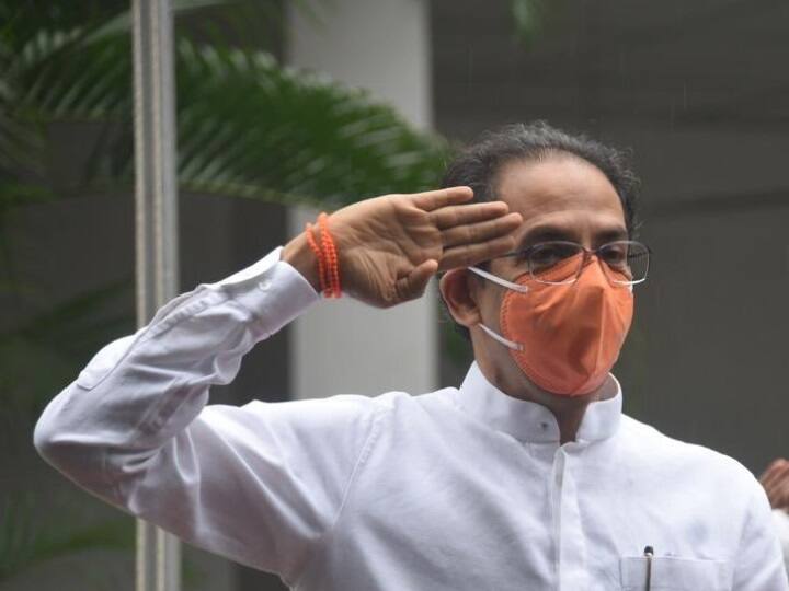 खेड्यापाड्यापर्यंत आरोग्य सेवा, शेतकरी-कामगारांचं हित जोपासणार: मुख्यमंत्री उद्धव ठाकरे Independence Day 2020 CM Uddhav Thackeray speech Highlights खेड्यापाड्यापर्यंत आरोग्य सेवा, शेतकरी-कामगारांचं हित जोपासणार: मुख्यमंत्री उद्धव ठाकरे