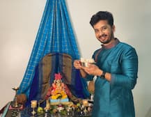 Ganesh Chaturthi 2020 | सेलिब्रिटींच्या घरी गणरायाचं आगमन, फोटो केले शेअर