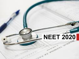 NEET 2020 : आज नीट परीक्षा, विद्यार्थ्यांनी परीक्षा केंद्रावर 'ही' काळजी घ्यावी!