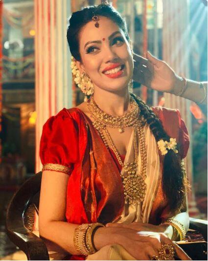 हा शो प्रत्येक वयोगटातील व्यक्तींना आवडतो. Taarak Mehta Ka Ooltah Chashmah शो फक्त लोकांना हसवतच नाही तर आपल्या आयुष्यातील नाती जपण्याचीही शिकवण देतो. (Photo Credit- @mmoonstar Instagram)