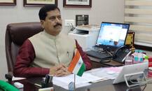 केंद्रीय रेल्वे राज्यमंत्री सुरेश अंगडी यांना कोरोनाची लागण