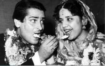 PHOTO | साधेपणाने लग्न करुन 'या' सेलिब्रिटिंनी करोडोंचा खर्च टाळला