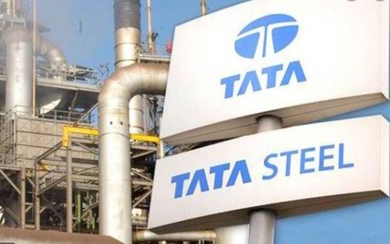 Lockdown - Tata Steel announces Rs 235 core bonus to employees despite Rs 4700 crore loss कोरोना काळात तोटा, तरीही कर्मचाऱ्यांना बोनस; टाटा स्टीलने शब्द पाळला!
