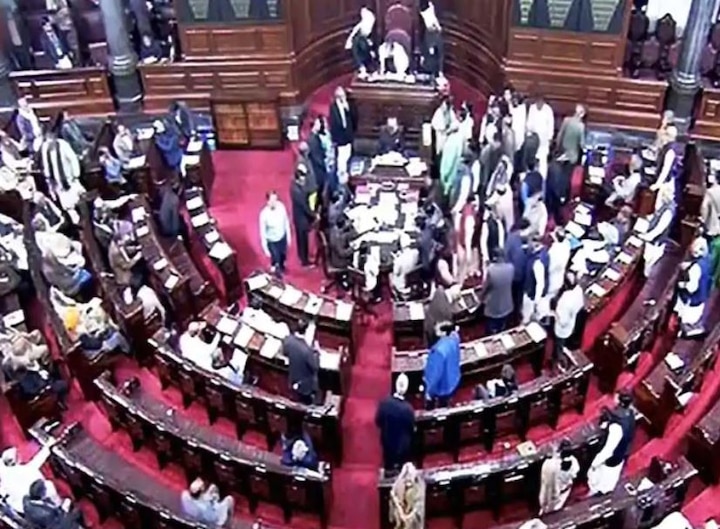 8 MP of Rajya Sabha including Rajiv Satav suspended by Venkaiah Naidu after Agriculture Bill 2020 ruckus राज्यसभेत गोंधळ घालणाऱ्या आठ खासदारांचं निलंबन