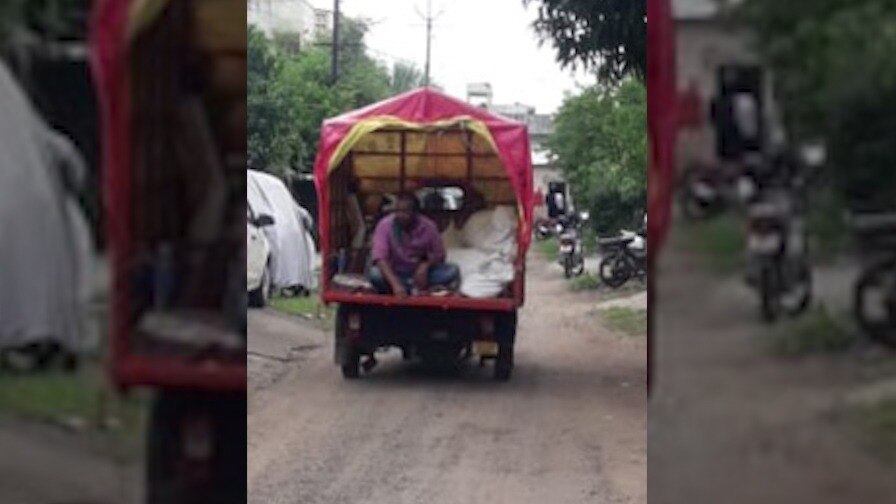 लॉकडाऊनमध्ये सरकारने दिलेल्या कमी किमतीतल्या धान्याचा काळाबाजार, चढ्या दराने विक्री