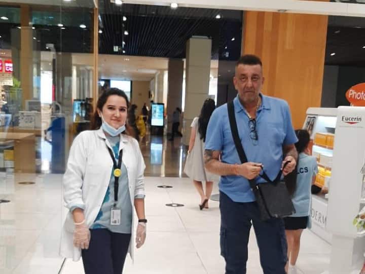 Bollywood Actor sanjay dutt looks extremely weak in new viral Photo संजूबाबाची प्रकृती खालावली; कर्करोगाच्या उपचारादरम्यानचा फोटो व्हायरल