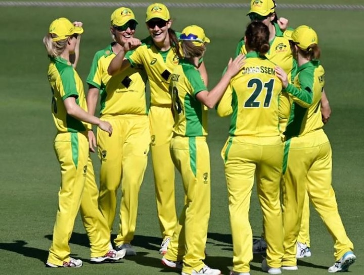 Record by Australian womens team, record 21st consecutive victory in ODIs ऑस्ट्रेलियन महिला संघाची विक्रमी कामगिरी, वन डेत सलग 21व्या विजयाची नोंद