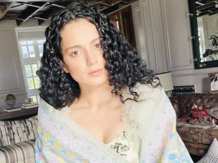 Filed treason case against Kangana ranaut कंगना रनौतच्या अडचणीत वाढ; कंगनाविरोधात देशद्रोहाचा गुन्हा दाखल