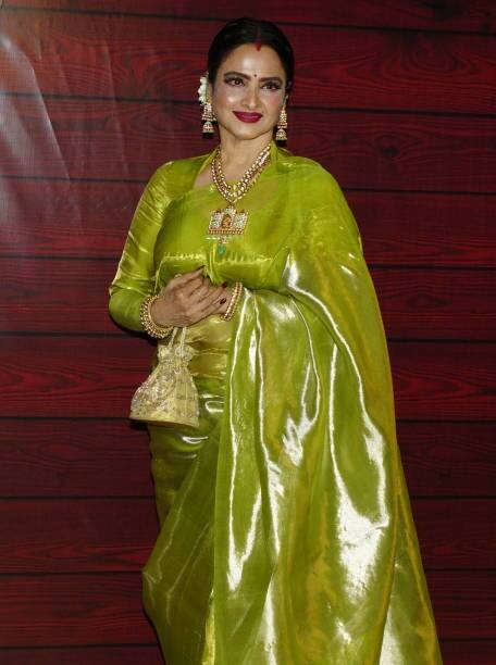 Rekha Birthday Special: अदाकारीनं घायाळ करणाऱ्या रेखाचा वाढदिवस, रेखाविषयी खास गोष्टी