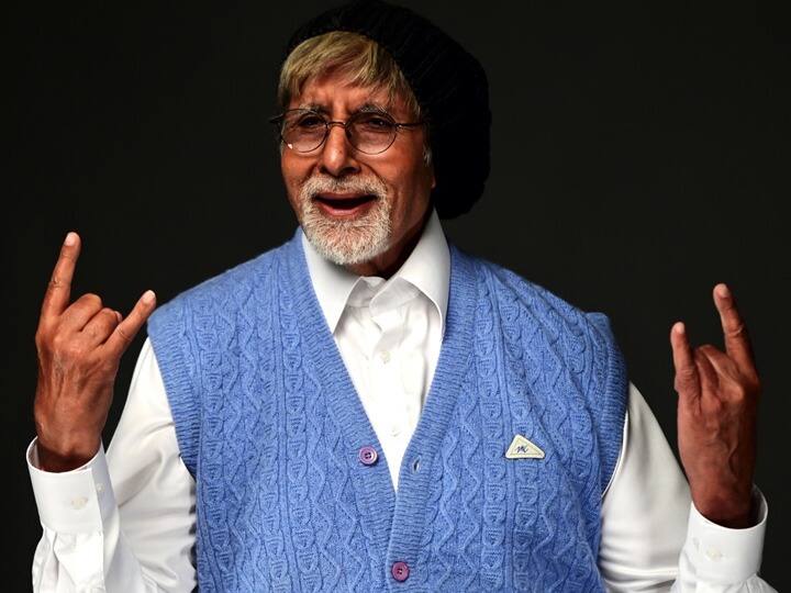 त्यांनी नैनितालच्या शेरवूड कॉलेजमध्ये कलाशाखेत शिक्षण घेतले त्यानंतर त्यानी दिल्ली विद्यापीठाच्या किरोडीमल महाविद्यालयातून त्यांनी विज्ञानशाखेतली पदवी संपादन केली. 